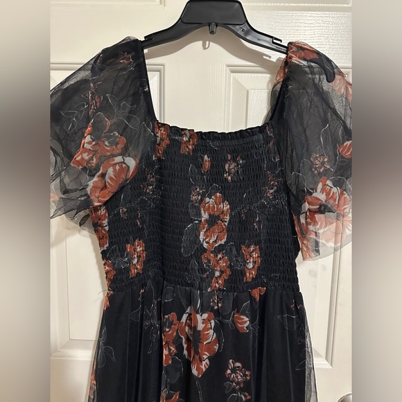 Cassandra Tulle Maxi Dress 🌺 *STEAL DEAL* - Picture 4 of 4